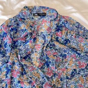 Zara flowery top